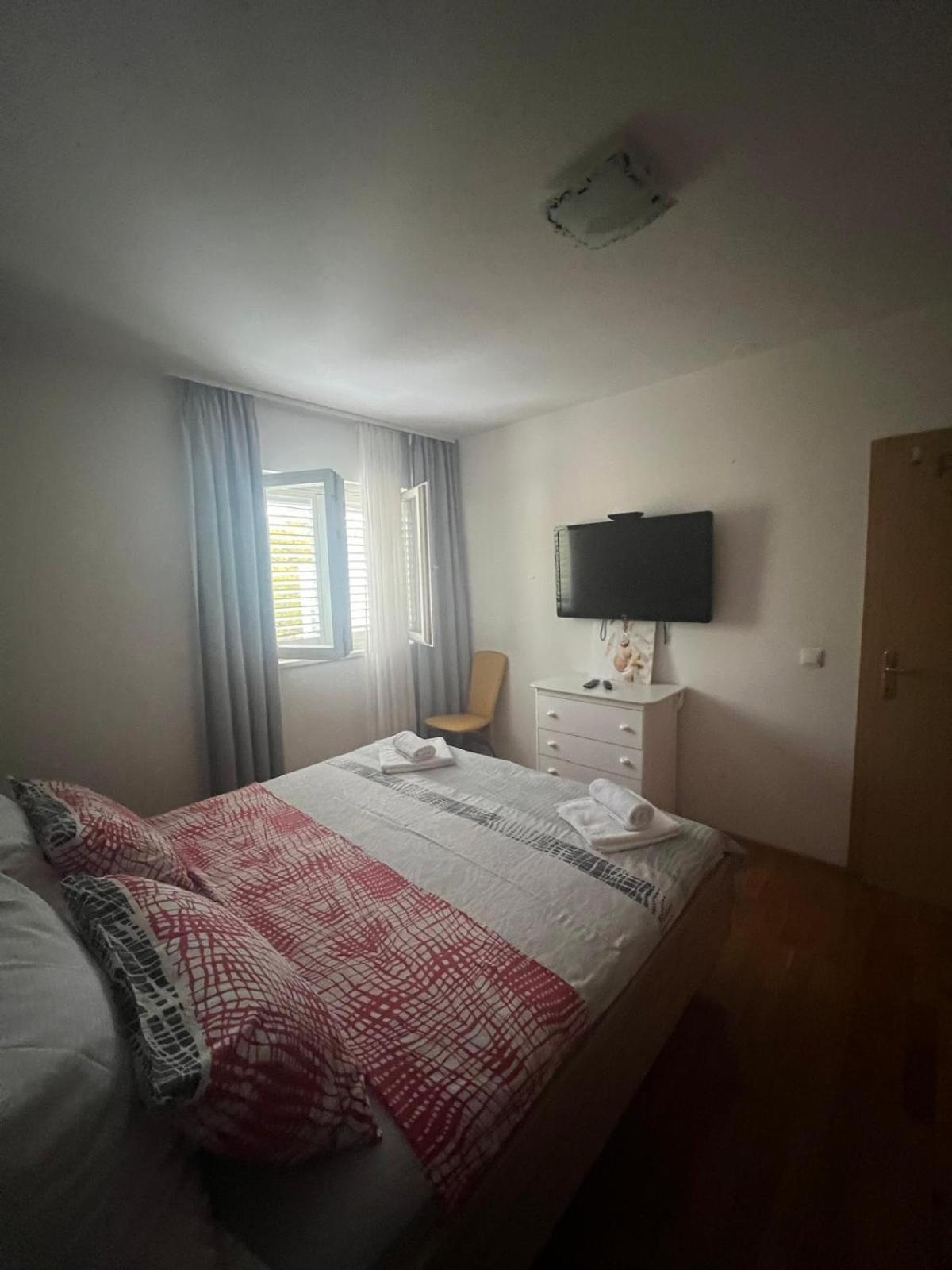 Apartman B&B Makarska Esterno foto